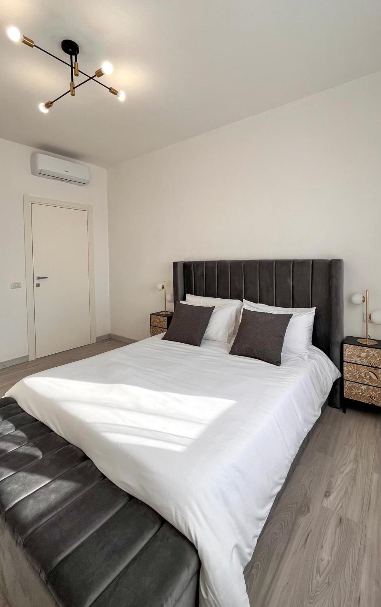 Dream & Relax Hotell San Donato Milanese Exteriör bild